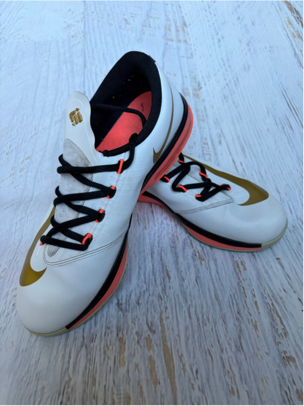 Youth Nike KD Vi Elite White Gold Orange Sneakers Youth Size 7